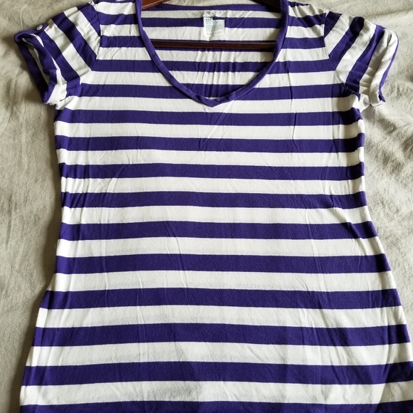 Gap medium stripe t-shirt - Picture 2 of 3